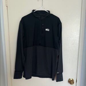 REI Men's Black and Gray Jacket